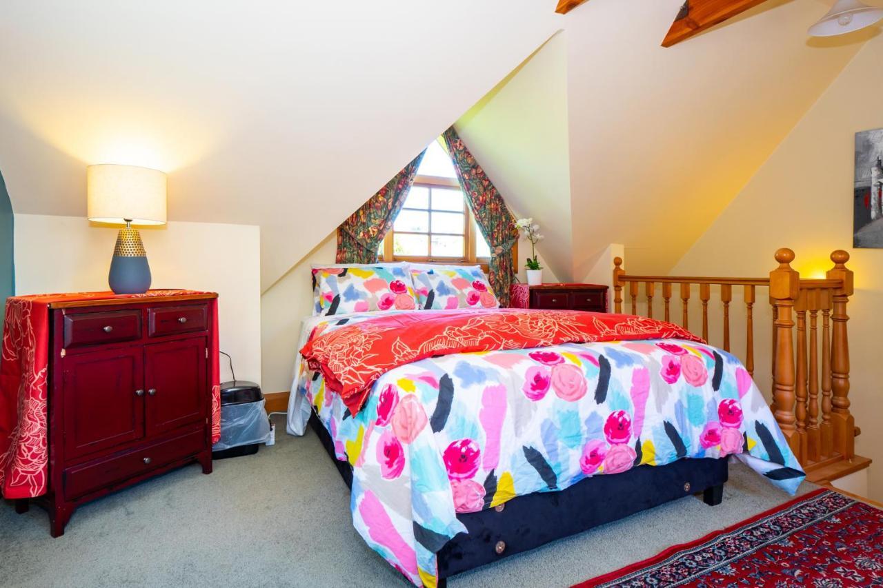 The Ocean Breeze Cbd Bed & Breakfast Timaru Exterior photo