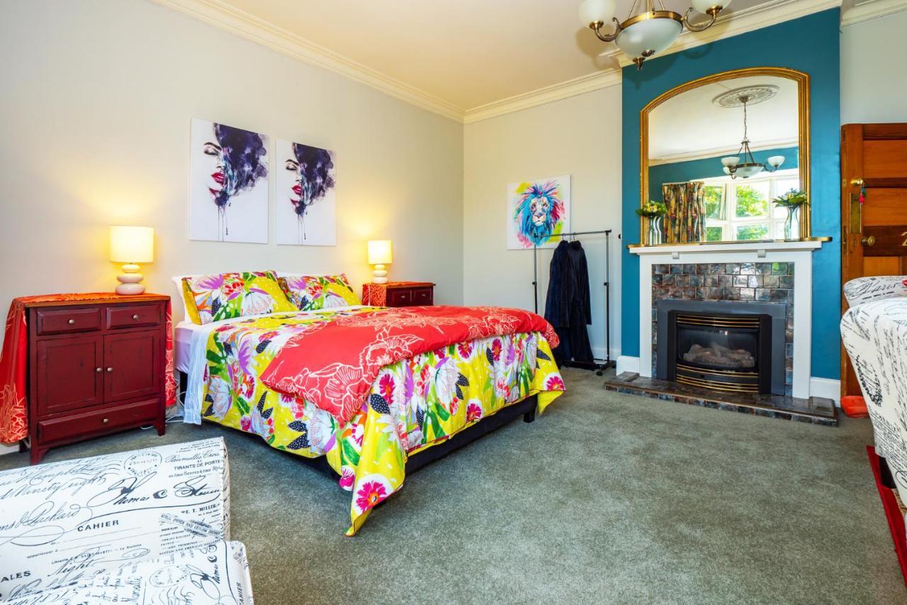 The Ocean Breeze Cbd Bed & Breakfast Timaru Exterior photo